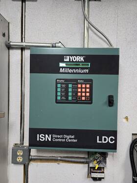 371-01183-109 York Isn Direct Digital Control Center Ldc/34