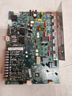 Vf3-1211 York 554582 Luxaire Varidigm Control Circuit Board Scd-1103
