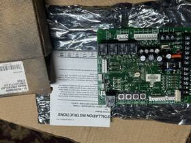 S1-33109150000 York Control Board Kit Simplicity1a - Genuine Oem Replacement