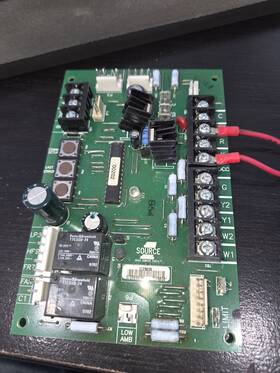 S10310299 York 1175605 Control Circuit Board Source 1 Rtu 175606 Jci Used