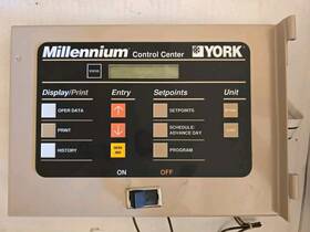Yk-371-02742-101 York Millennium Chiller Control Center Bkr-240 - Used Yk-371-02742-101 York Millennium Chiller Control Center Bkr-240 - Used
