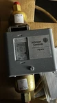 Johnson Penn P74 Series Differential Pressure Switch. Fixed Price $65.00.