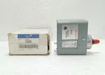 Johnson Controls P170AB-12E Micro-set Suction Pressure Industrial Part. Fixed Price $110.00.