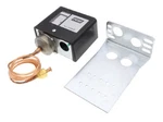 Johnson Controls P70CA-1C Spdt Pressure W/ 36" Capillary 20"/100 Psig. Fixed Price $160.22.