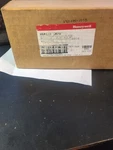 Honeywell V5011N1073 1-1/4" Two-way Direct Acting Globe Valve Female Npt 18.7 Cv. Fixed Price $240.00.