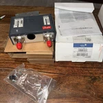 Johnson Controls P170MA-1C Dual Pressure Control, Differential,spst, LO1. Fixed Price $219.95.