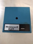 Honeywell R7795 1009 Burner Control Complete System Tested Working. Fixed Price $499.99.