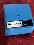 Free Tax R7795C1007 Honeywell Flame Primary Control Sequenced. Fixed Price $1800.00.