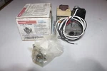 Honeywell V400 1095 Single Valve Standing Pilot Combination Gas Control *new*. Fixed Price $149.99.
