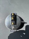 RFS-4400-095 P/n Z15352 Emerson Liebert Fan Safety Switch Cleveland Controls. Fixed Price $49.99.