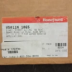 Honeywell V5011N 1065 2-WAY Manual Valve For Water Service, 1" Npt, CV=11. Fixed Price $90.00.