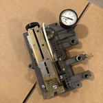 Johnson Controls Pneumatic Receiver/controller W/ Gauge Rks 1001L01 Prop Band. Fixed Price $75.00.