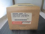 Honeywell VP522A1039 Pnumatic Valve New!. Fixed Price $1199.95.