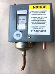 Johnson Controls P70AB-2D Pressure 7558000. Fixed Price $25.97.