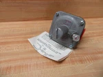 General Controls V-300-E305A170 Gas Pressure Regulator V300E305A170. Fixed Price $77.77.