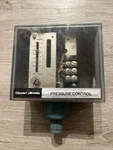 Cleaver Brooks Control L91A1151/U Honeywell Pressuretrol To 150 Psi. Fixed Price $109.99.