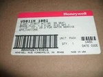 Honeywell V5011N 1081 1-1/2" Way Threaded Globe Valve 4 Available. Fixed Price $389.00.