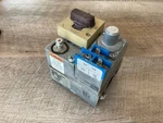 Furnace Gas Valve V800A 1476 Honeywell. Fixed Price $199.99.