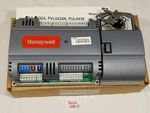 Honeywell PVL6436A Programmable Controller, 20-30VAC, 21VAC Used. Fixed Price $88.35.