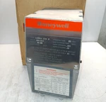 New Honeywell V4055A1080 Fluid Power Gas Valve Actuator 240 Vac. Fixed Price $539.99.