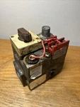 Honeywell VS820A1062 Oem Imperial Gas Valve Nat. Fixed Price $89.99.