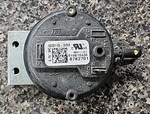 Oem Honeywell Lennox 67K2701 Furnace Pressure Switch Hvac Usa Seller Free.... Fixed Price $29.95.