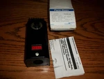 Johnson Controls Penn T19AD-1-STYLE 3 Coiled Bulb Space Thermostat-nib-ships Fr. Fixed Price $110.00.