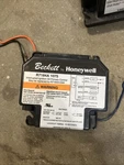 Beckett By Honeywell R7184A 1075 Interrupted Ignition Oil Primary Control Module. Fixed Price $175.00.