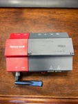 Honeywell 12977 Controller 32300323-001 M. Fixed Price $1500.00.